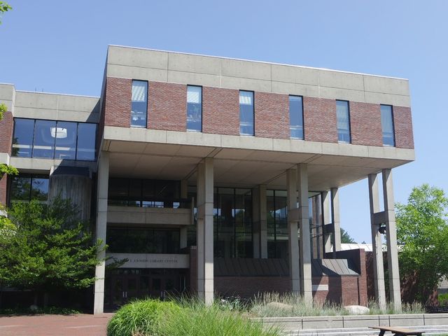 Photo of Hampshire College