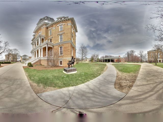 Photo of Hillsdale College