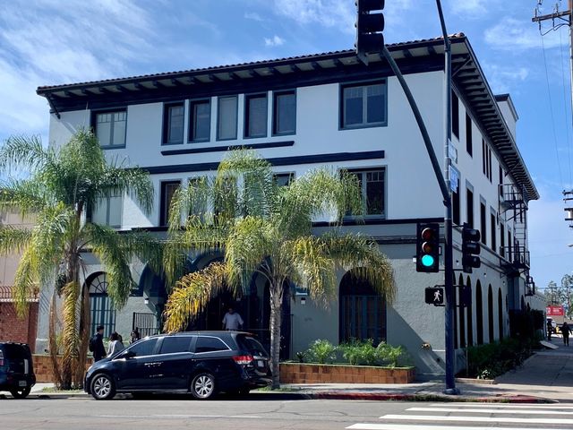 Photo of ICOHS College