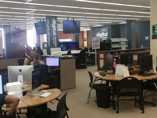 Photo of Illinois College