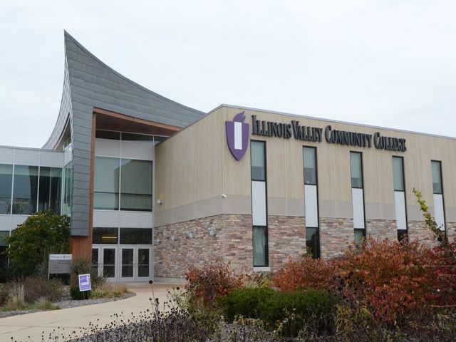 Photo of Illinois Valley Community College
