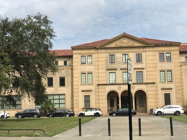 Photo of Louisiana State University and Agricultural & Mechanical College