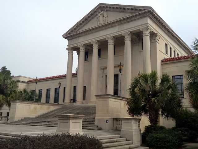 Photo of Louisiana State University and Agricultural & Mechanical College