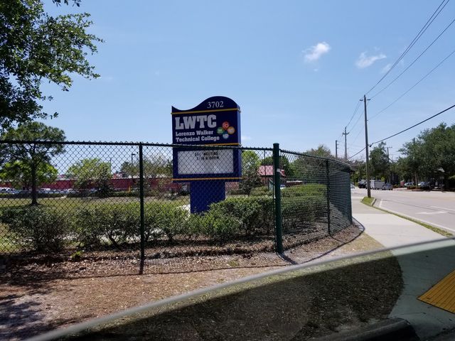 Photo of Lorenzo Walker Technical College