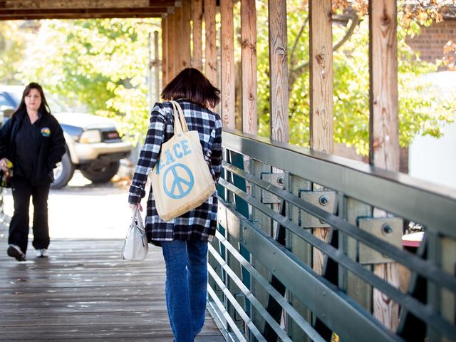 Photo of Laurel Business Institute