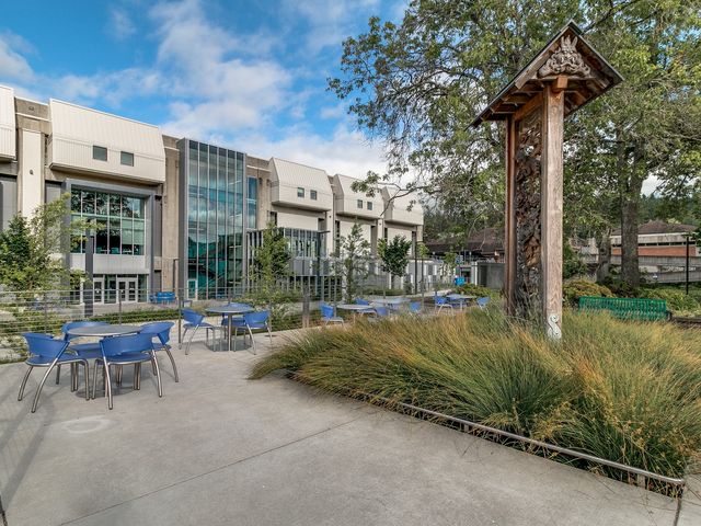 Photo of Lane Community College