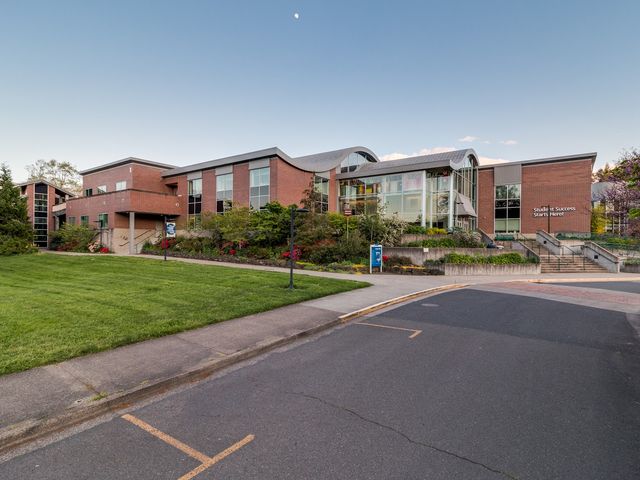 Photo of Lane Community College