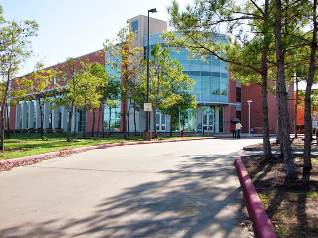 Photo of Lee College