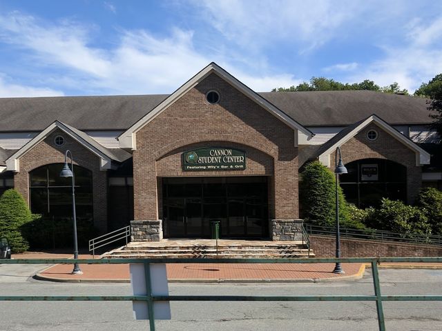 Photo of Lees-McRae College