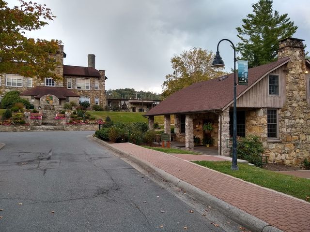 Photo of Lees-McRae College