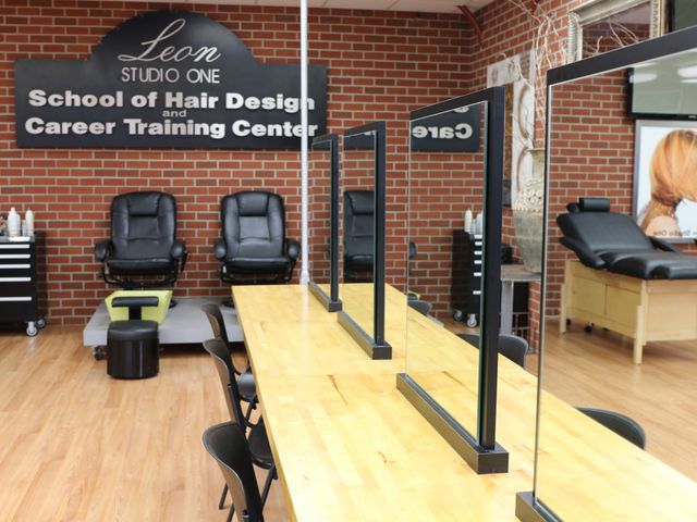 Photo of Leon Studio One School of Beauty Knowledge