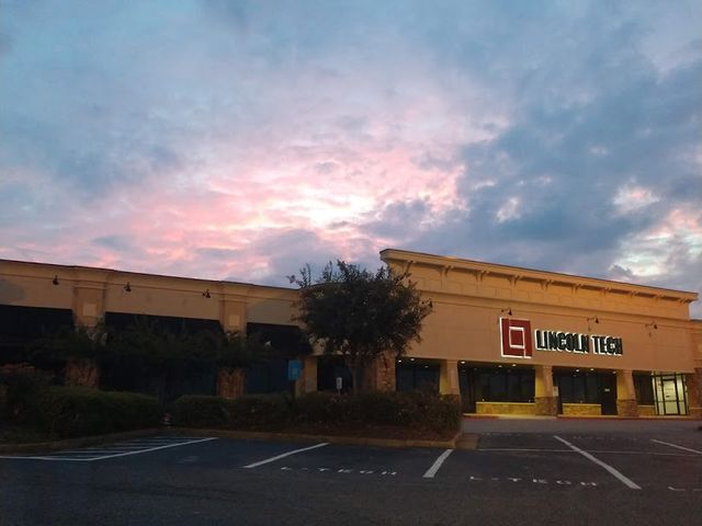 Photo of Lincoln College of Technology-Marietta