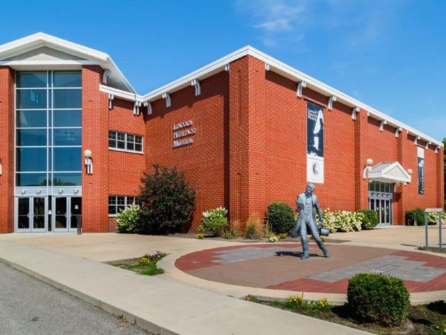 Photo of Lincoln College