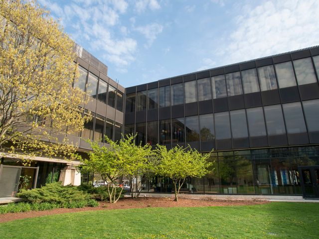Photo of Lutheran School of Theology at Chicago