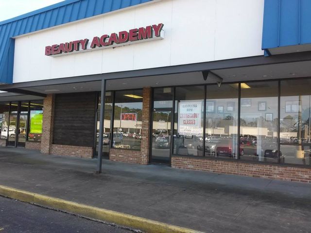 Photo of Luckes Beauty Academy LLC