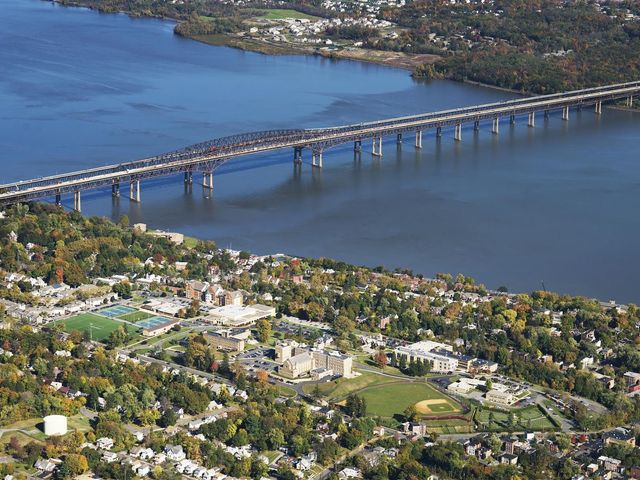 Photo of Mount Saint Mary College