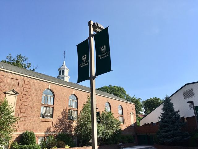 Photo of Manhattan College
