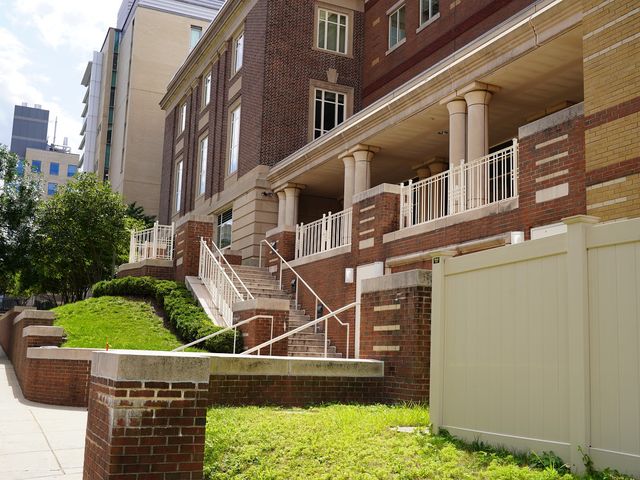 Photo of MCPHS University