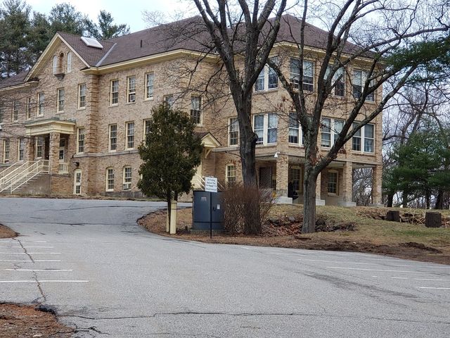 Photo of Middlesex Community College