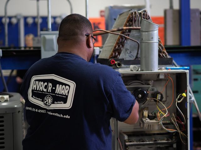 Photo of Midwest Technical Institute-Moline