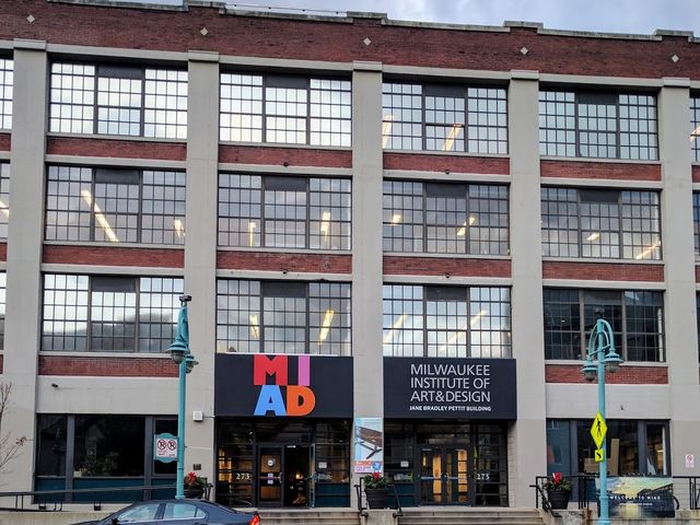 Photo of Milwaukee Institute of Art & Design