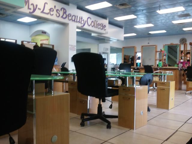 Photo of My Le's Beauty College