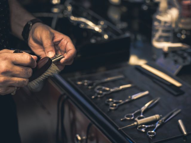 Photo of No Grease Barber School