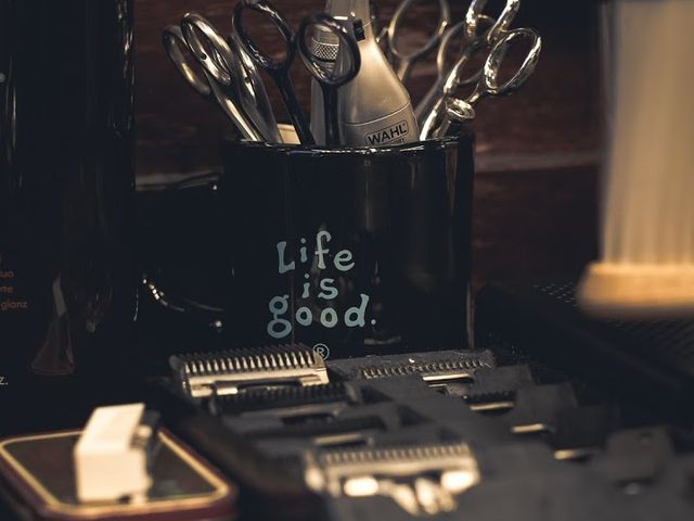 Photo of No Grease Barber School