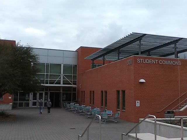 Photo of Northeast Lakeview College