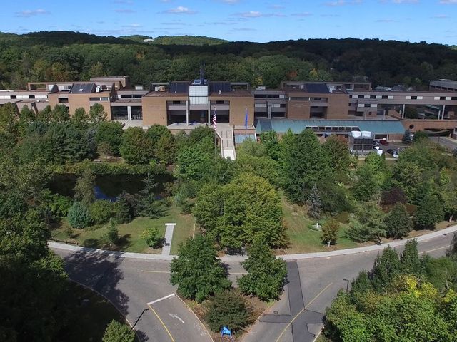 Photo of Naugatuck Valley Community College