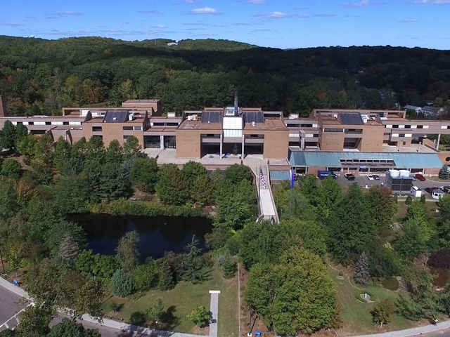 Photo of Naugatuck Valley Community College