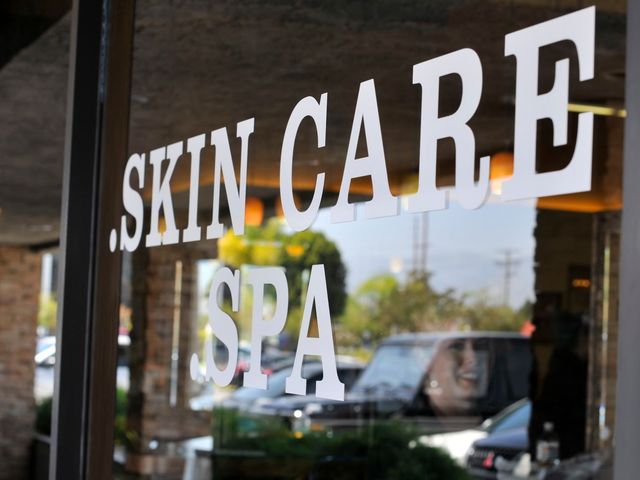 Photo of Newberry School of Beauty