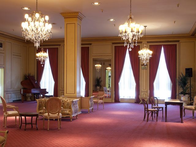 Photo of Southwestern Law School