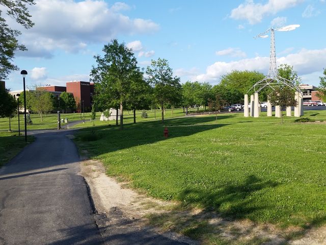 Photo of Southern Illinois University-Edwardsville