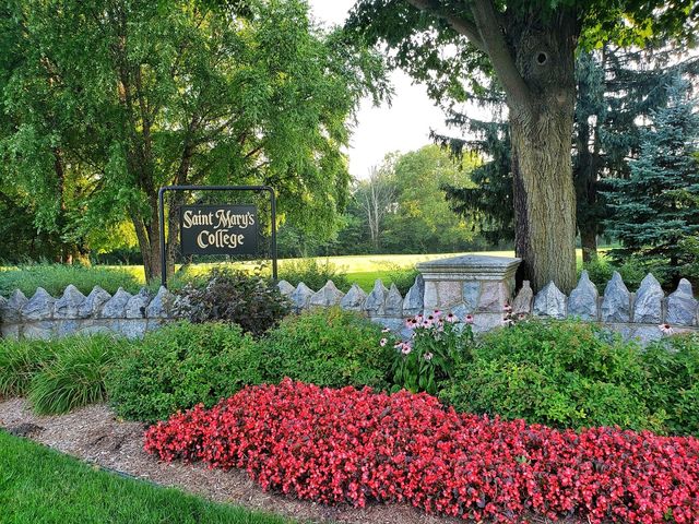 Photo of Saint Mary's College