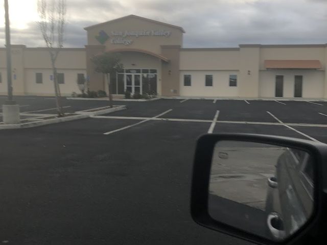 Photo of San Joaquin Valley College - Delano