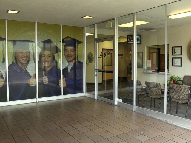 Photo of San Joaquin Valley College - Hanford