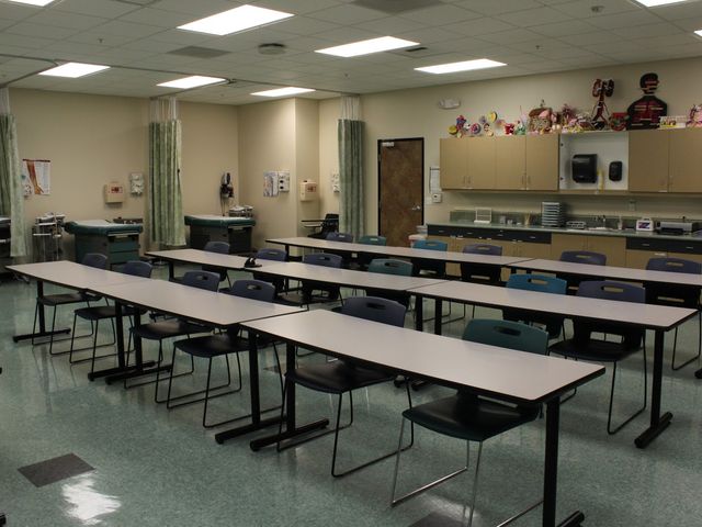 Photo of San Joaquin Valley College - Modesto