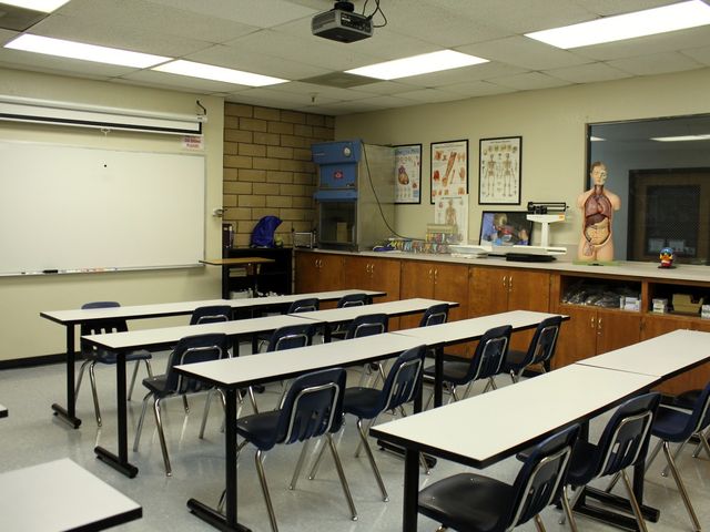 Photo of San Joaquin Valley College-Visalia