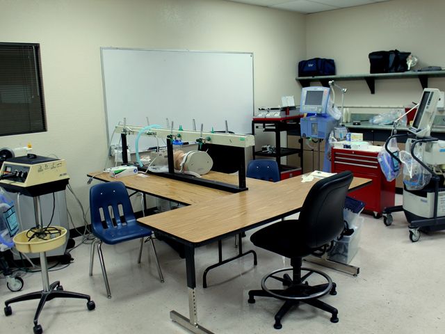 Photo of San Joaquin Valley College-Visalia