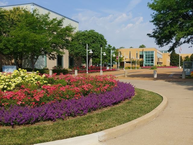 Photo of St Charles Community College