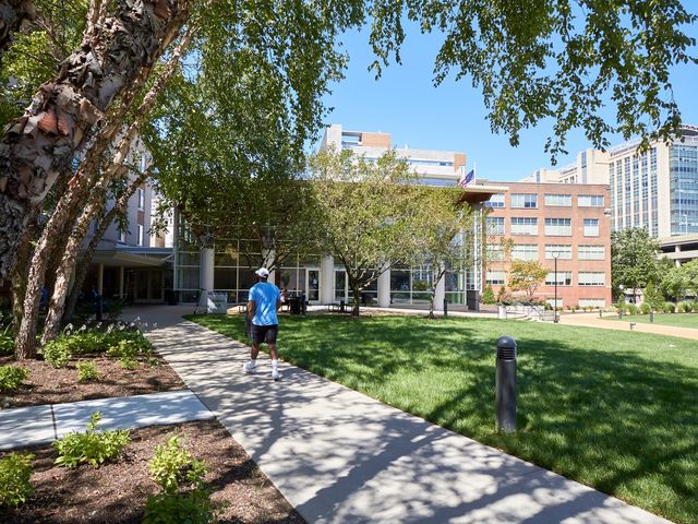 Photo of St. Louis College of Pharmacy