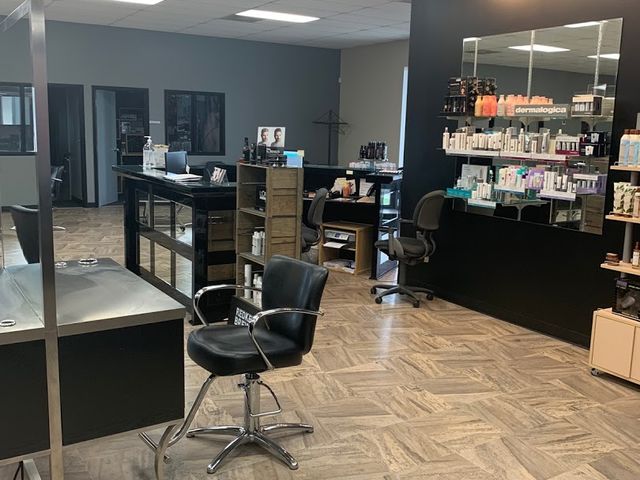 Photo of Summit Salon Academy Kansas City