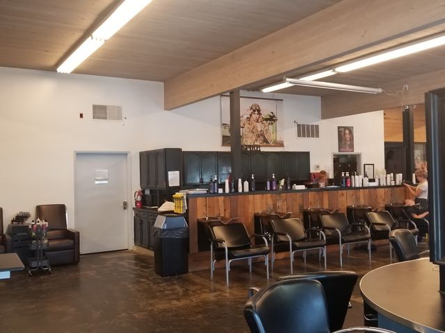 Photo of Summit Salon Academy-Portland