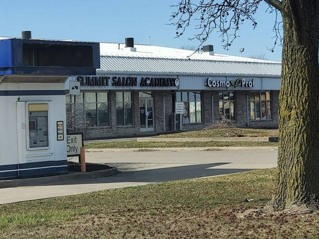 Photo of Summit Salon Academy