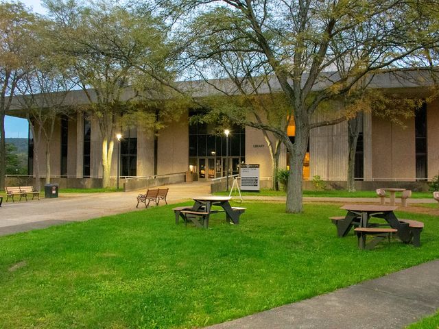 Photo of SUNY Broome Community College