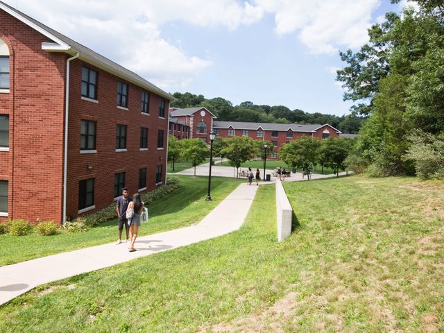 Photo of SUNY College at Old Westbury