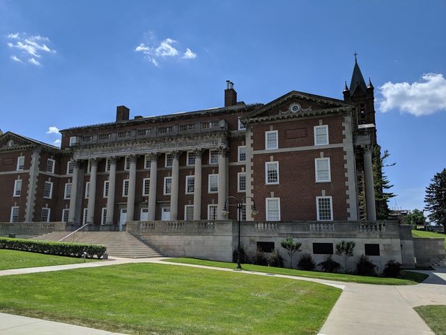 Photo of Syracuse University