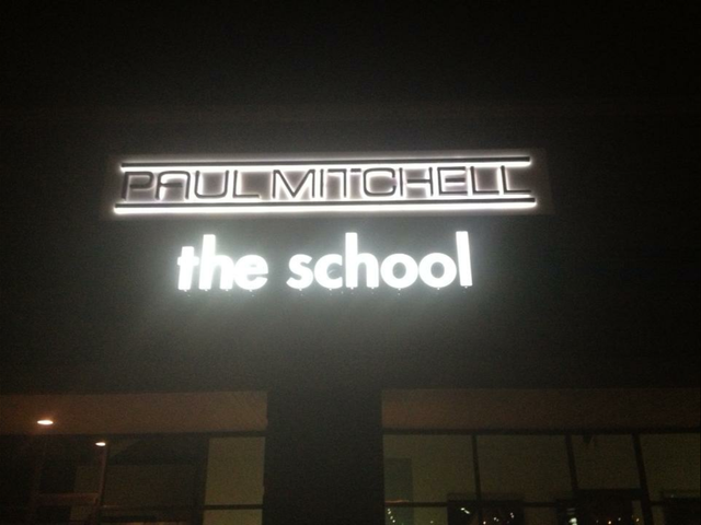 Photo of Paul Mitchell the School-Missouri Columbia