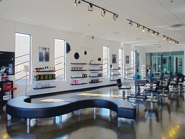 Photo of Paul Mitchell the School-Modesto